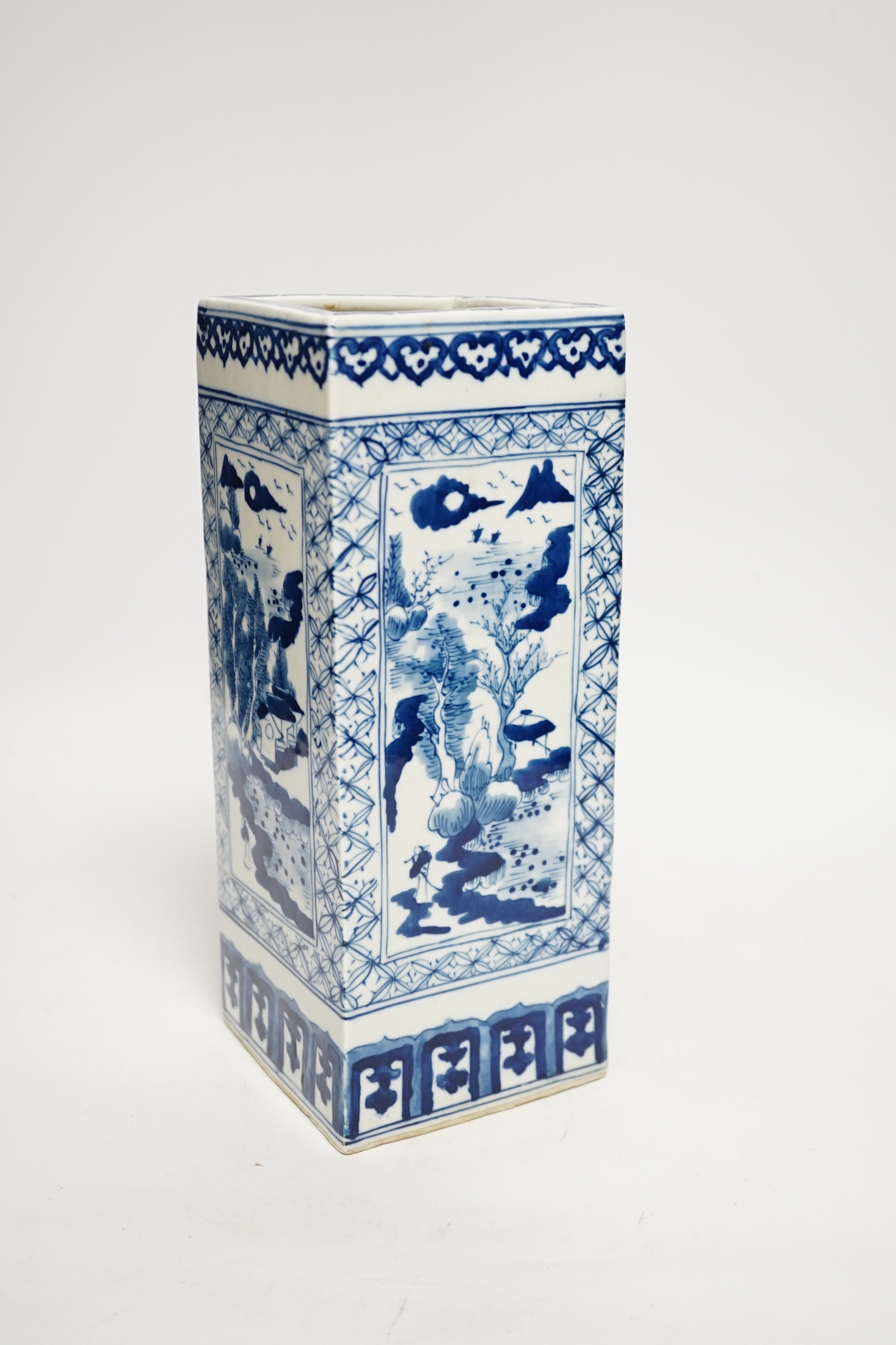 A 20th century Chinese blue and white square vase, 26cm